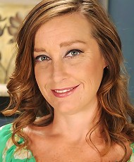 Mature babe Cindi Thompson plays with her hairy pussy.